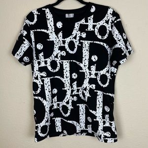 Dior T-shirt short sleeve with white Dior logo all over